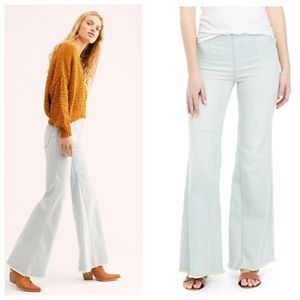 NWOT Free People  Flare Jeans